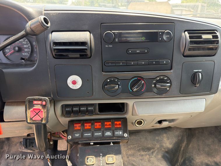 image for item EX2585 2007 Ford F450 Super Duty dump truck