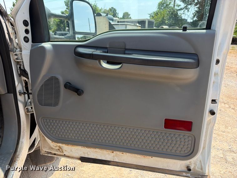 image for item EX2585 2007 Ford F450 Super Duty dump truck