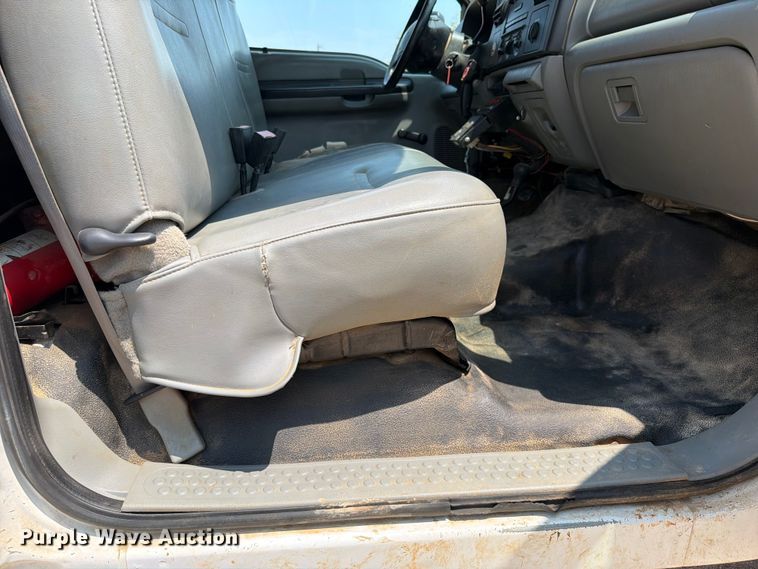 image for item EX2585 2007 Ford F450 Super Duty dump truck