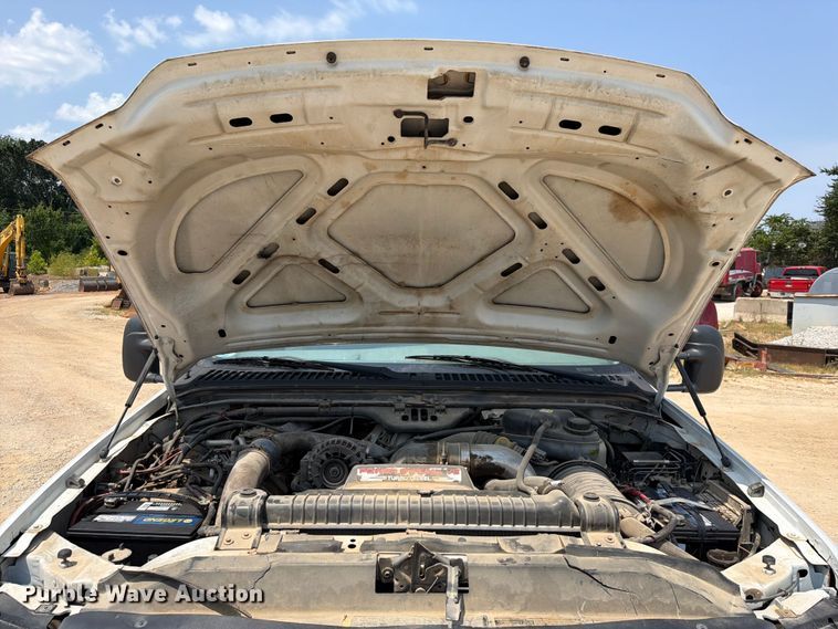 image for item EX2585 2007 Ford F450 Super Duty dump truck