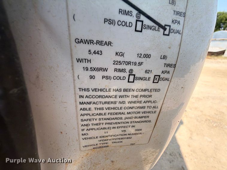 image for item EX2585 2007 Ford F450 Super Duty dump truck