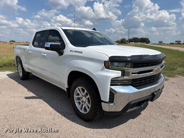 image for item EX2603 2020 Chevrolet Silverado 1500 Crew Cab pickup truck