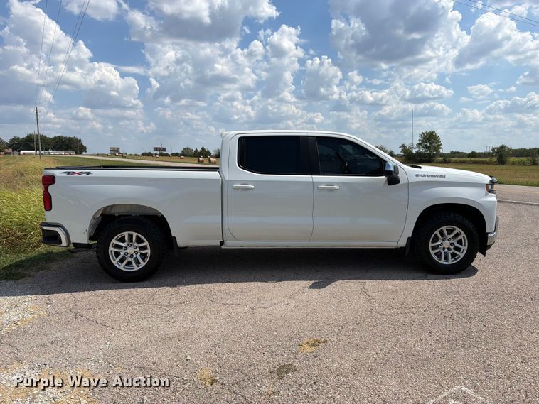 image for item EX2603 2020 Chevrolet Silverado 1500 Crew Cab pickup truck