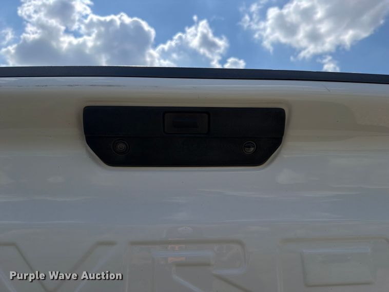 image for item EX2603 2020 Chevrolet Silverado 1500 Crew Cab pickup truck