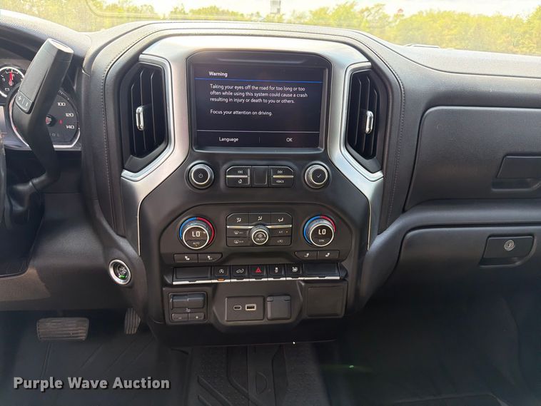 image for item EX2603 2020 Chevrolet Silverado 1500 Crew Cab pickup truck