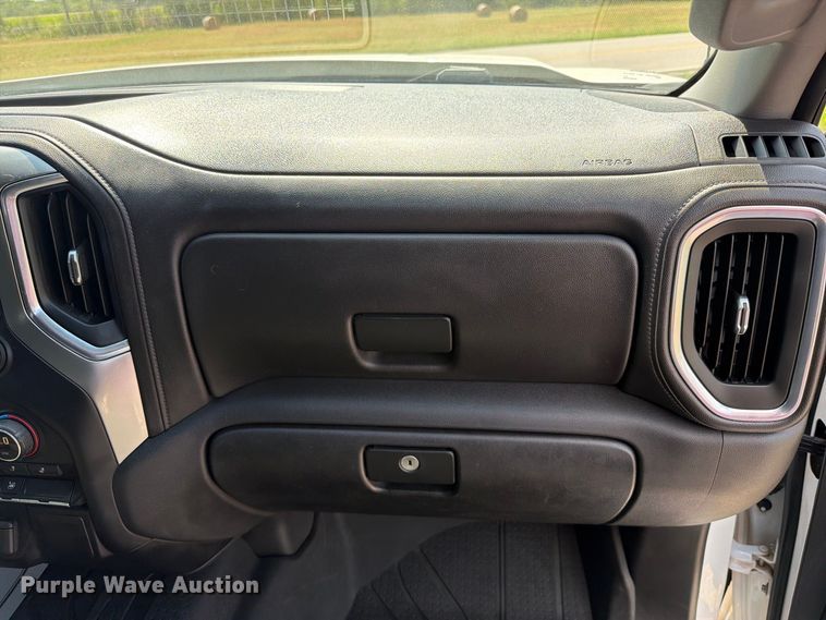image for item EX2603 2020 Chevrolet Silverado 1500 Crew Cab pickup truck