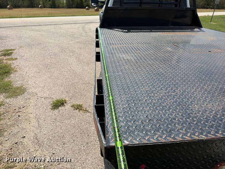 image for item EX2604 2017 Ford F550 Super Duty Crew Cab flatbed truck