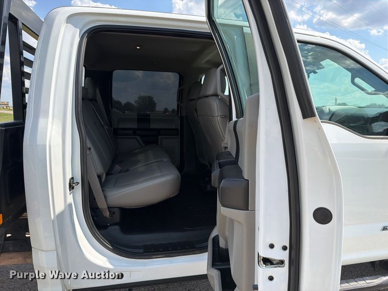 image for item EX2604 2017 Ford F550 Super Duty Crew Cab flatbed truck