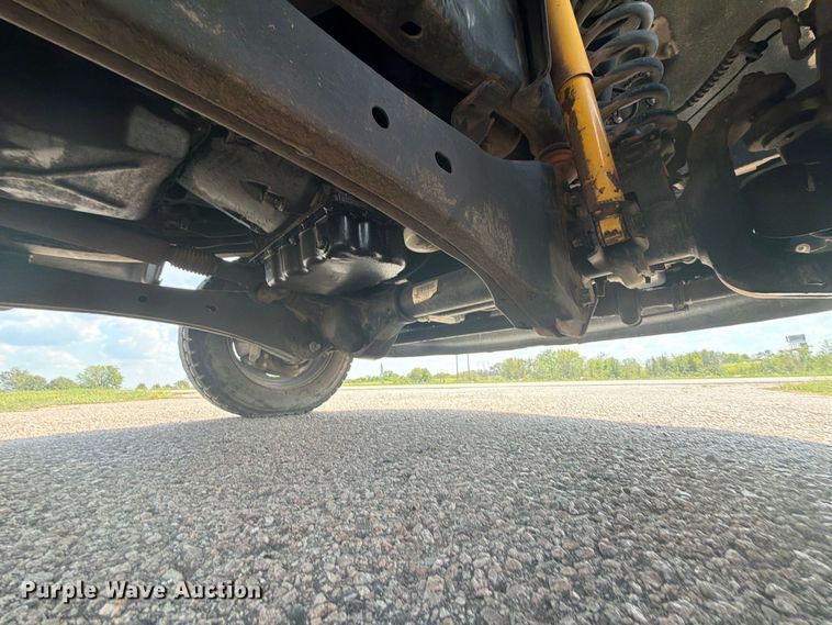 image for item EX2604 2017 Ford F550 Super Duty Crew Cab flatbed truck