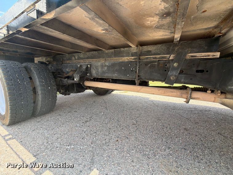 image for item EX2604 2017 Ford F550 Super Duty Crew Cab flatbed truck