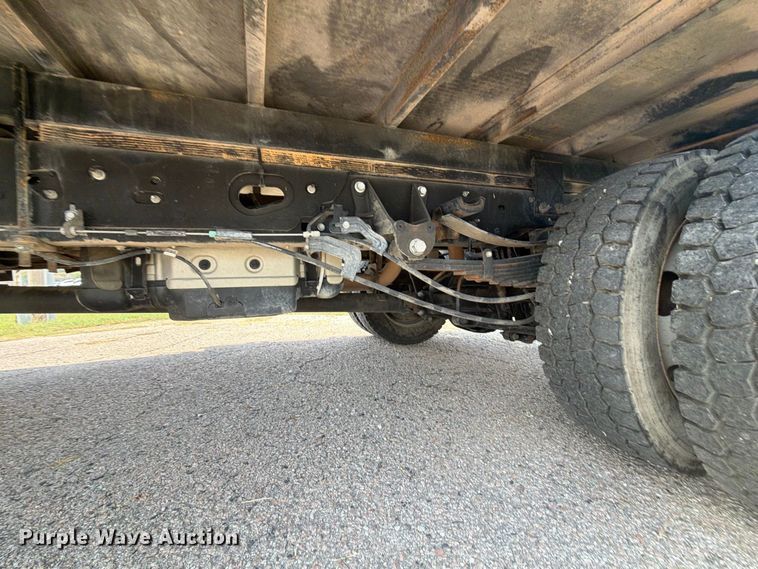 image for item EX2604 2017 Ford F550 Super Duty Crew Cab flatbed truck