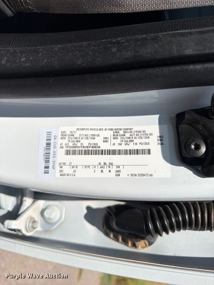 image for item EX2604 2017 Ford F550 Super Duty Crew Cab flatbed truck