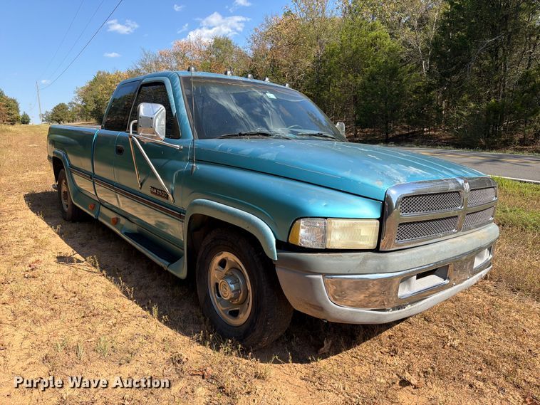 image for item EX2606 1996 Dodge Ram 2500 Ext. Cab pickup truck