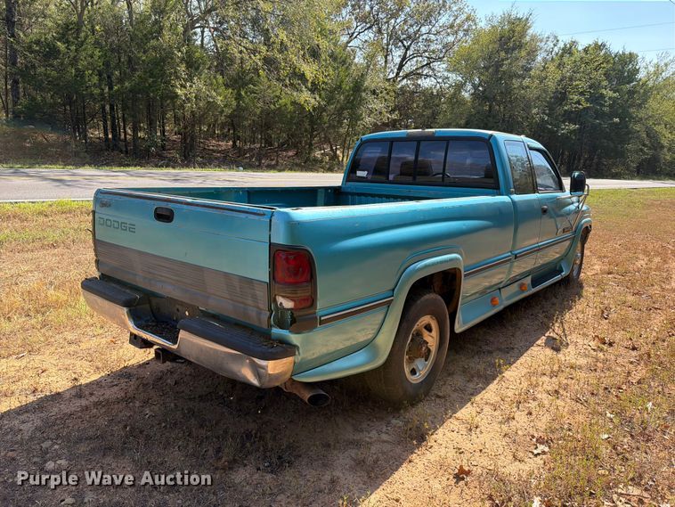 image for item EX2606 1996 Dodge Ram 2500 Ext. Cab pickup truck