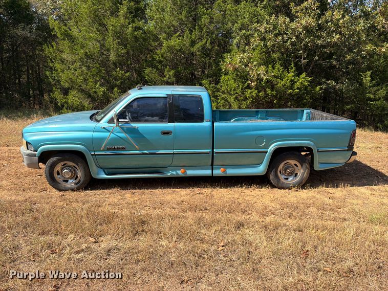 image for item EX2606 1996 Dodge Ram 2500 Ext. Cab pickup truck