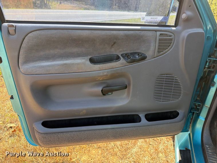 image for item EX2606 1996 Dodge Ram 2500 Ext. Cab pickup truck