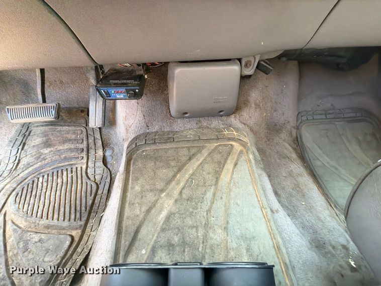 image for item EX2606 1996 Dodge Ram 2500 Ext. Cab pickup truck