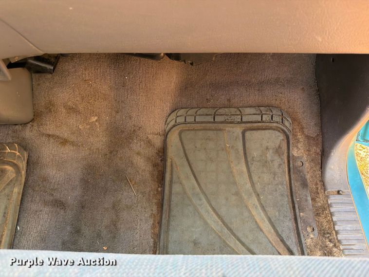 image for item EX2606 1996 Dodge Ram 2500 Ext. Cab pickup truck