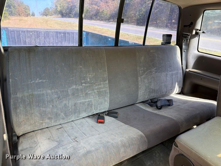 image for item EX2606 1996 Dodge Ram 2500 Ext. Cab pickup truck
