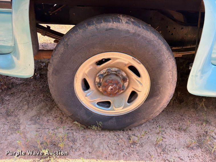 image for item EX2606 1996 Dodge Ram 2500 Ext. Cab pickup truck