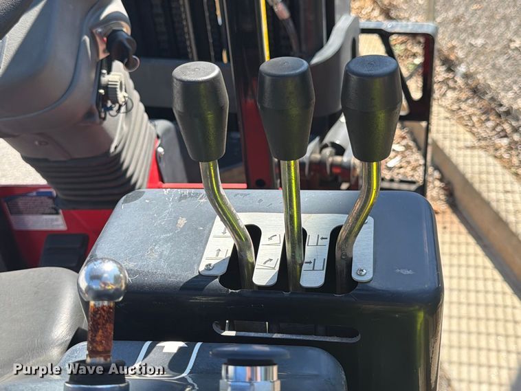 image for item EX3049 2016 Bendi B40IC forklift