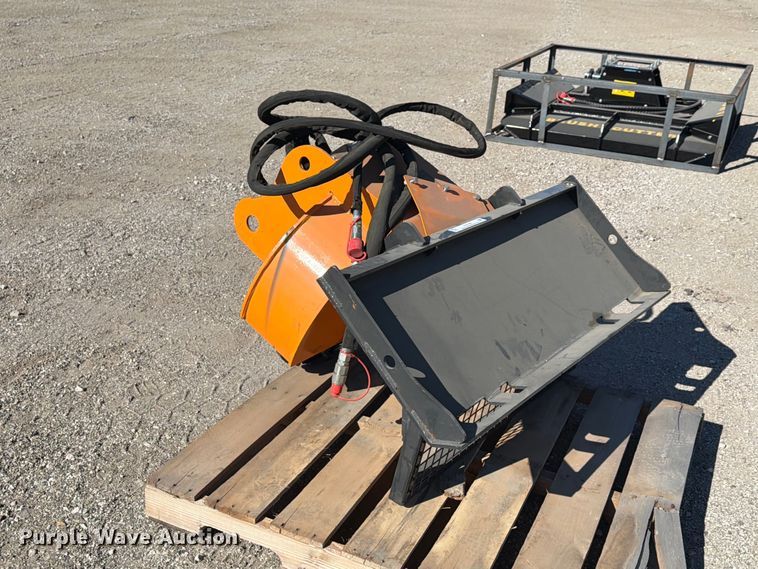 image for item EX4168 LandHonor skid steer stump grinder