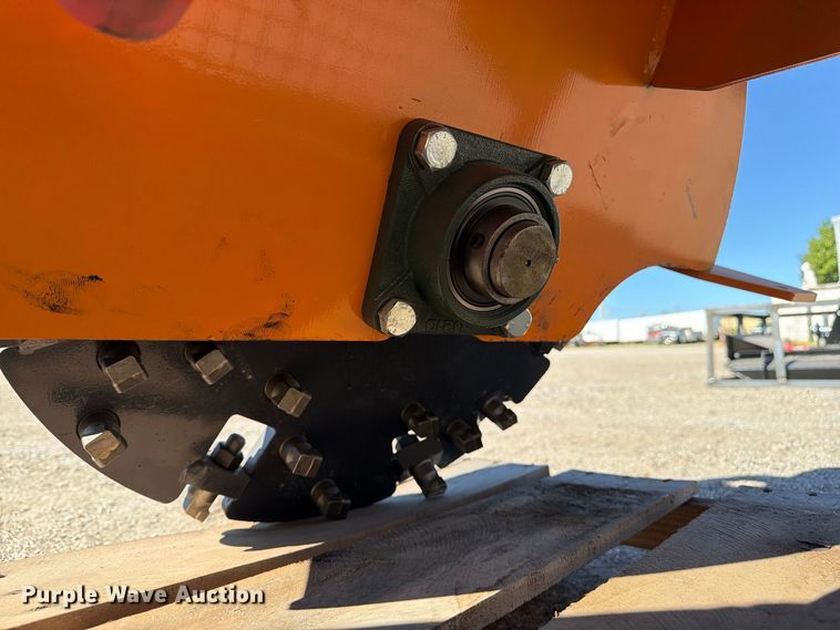 image for item EX4168 LandHonor skid steer stump grinder