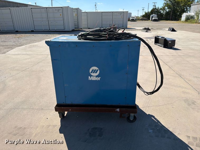 image for item EX4233 Miller GPS-1500V welder/generator