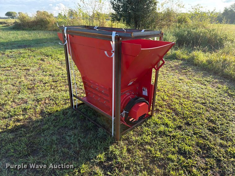 image for item EX4245 Raytree RMBC72 skid steer crusher