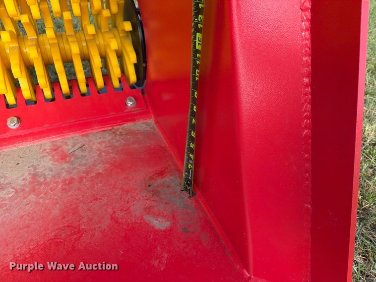 image for item EX4258 Raytree RESB55 excavator screening bucket