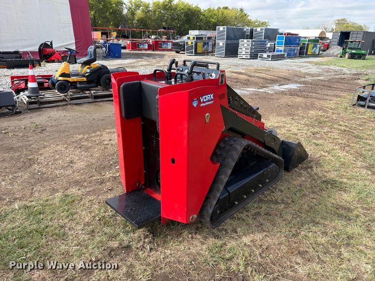 image for item EX4261 Vorx Industrial NL750 compact utility loader