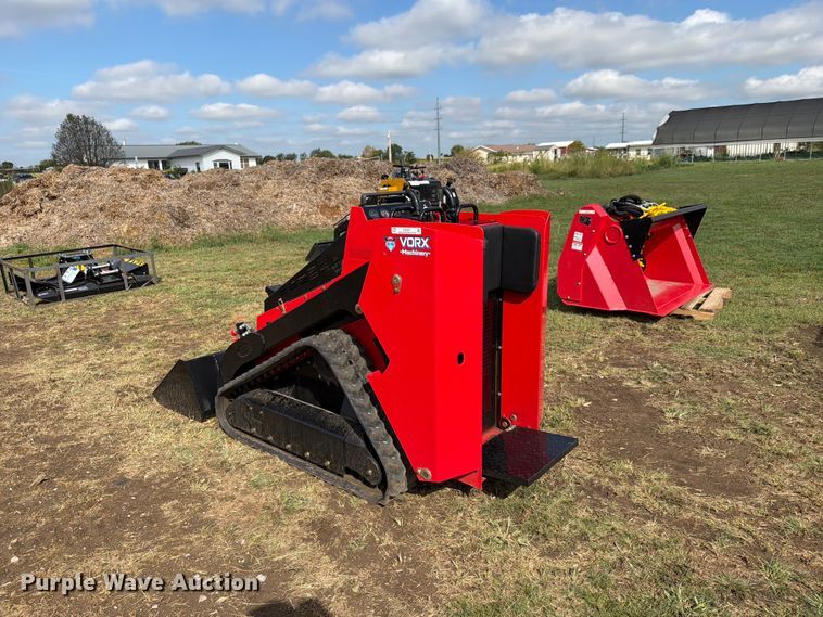 image for item EX4261 Vorx Industrial NL750 compact utility loader