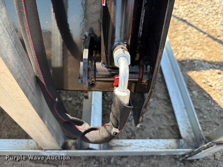 image for item EX4275 2026 Wolverine CB72 skid steer 4-in-1 bucket