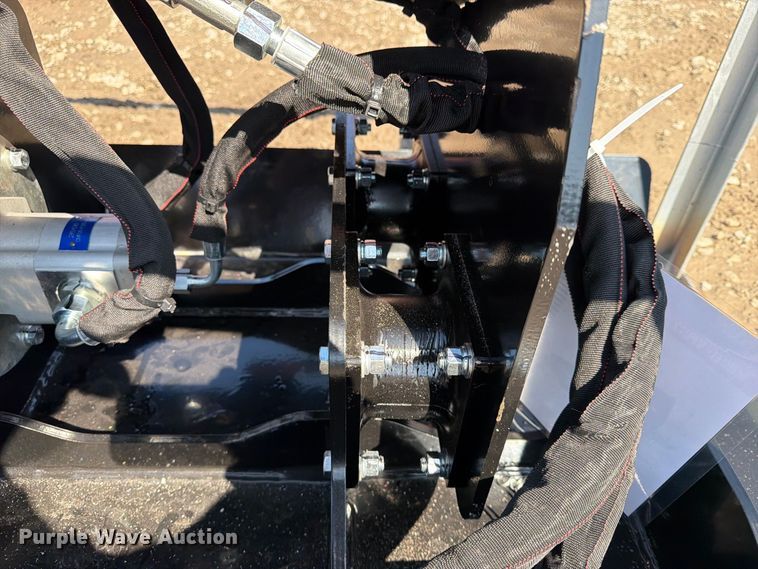 image for item EX4277 Wolverine VPC72 skid steer plate compactor