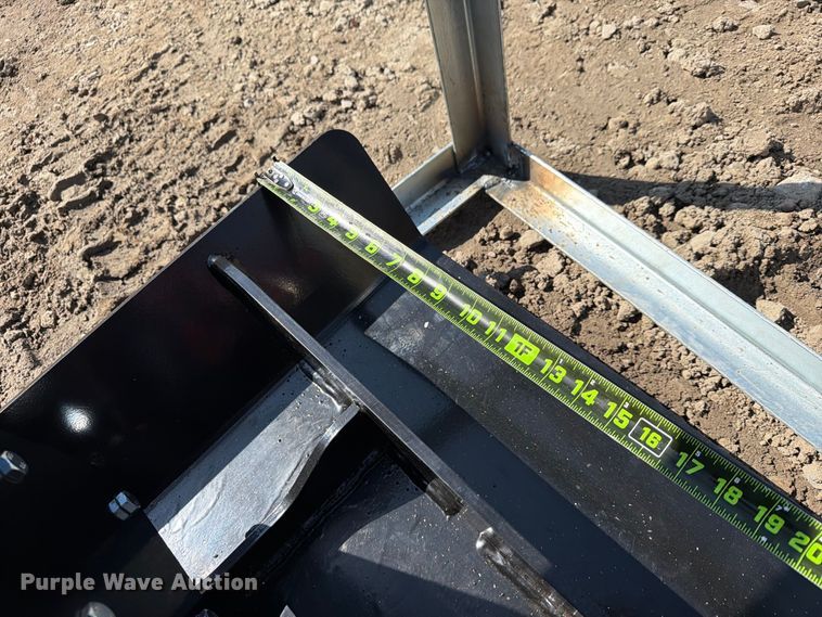 image for item EX4277 Wolverine VPC72 skid steer plate compactor