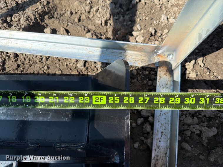 image for item EX4277 Wolverine VPC72 skid steer plate compactor