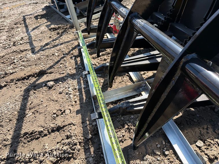 image for item EX4278 Wolverine LR72 skid steer root grapple bucket