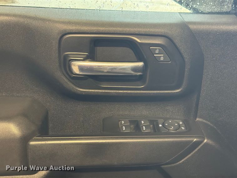 image for item EX4602 2020 Chevrolet Silverado 2500HD Ext. Cab utility bed pickup truck