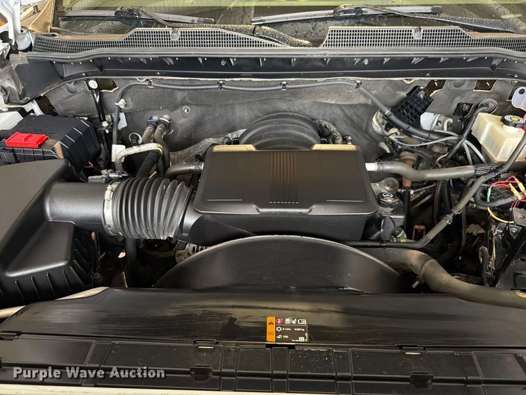 image for item EX4602 2020 Chevrolet Silverado 2500HD Ext. Cab utility bed pickup truck