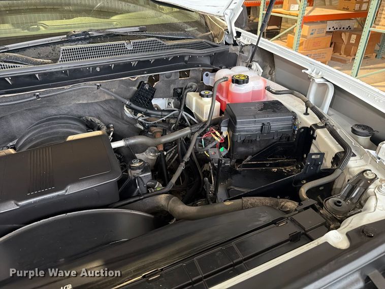 image for item EX4602 2020 Chevrolet Silverado 2500HD Ext. Cab utility bed pickup truck