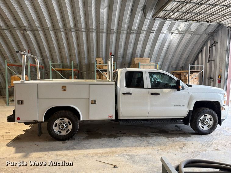 image for item EX4603 2019 Chevrolet Silverado 2500HD Ext. Cab utility bed pickup truck
