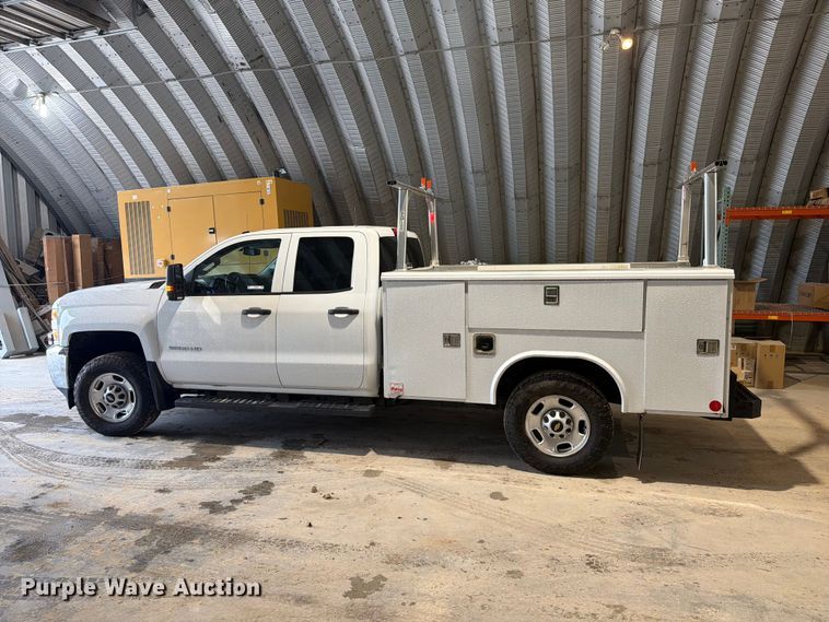 image for item EX4603 2019 Chevrolet Silverado 2500HD Ext. Cab utility bed pickup truck
