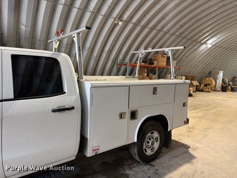 image for item EX4603 2019 Chevrolet Silverado 2500HD Ext. Cab utility bed pickup truck