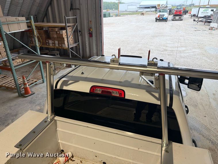 image for item EX4603 2019 Chevrolet Silverado 2500HD Ext. Cab utility bed pickup truck