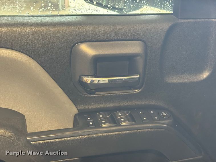 image for item EX4603 2019 Chevrolet Silverado 2500HD Ext. Cab utility bed pickup truck