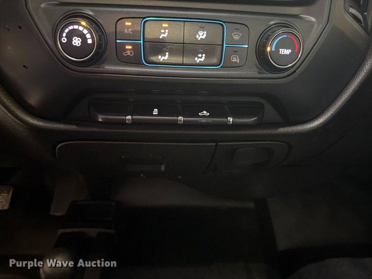 image for item EX4603 2019 Chevrolet Silverado 2500HD Ext. Cab utility bed pickup truck