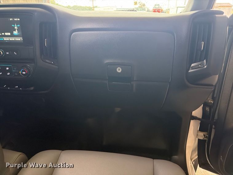 image for item EX4603 2019 Chevrolet Silverado 2500HD Ext. Cab utility bed pickup truck