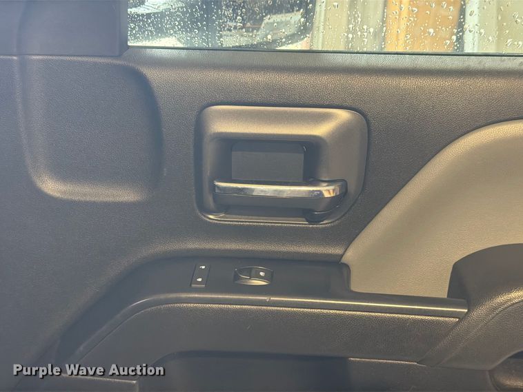 image for item EX4603 2019 Chevrolet Silverado 2500HD Ext. Cab utility bed pickup truck