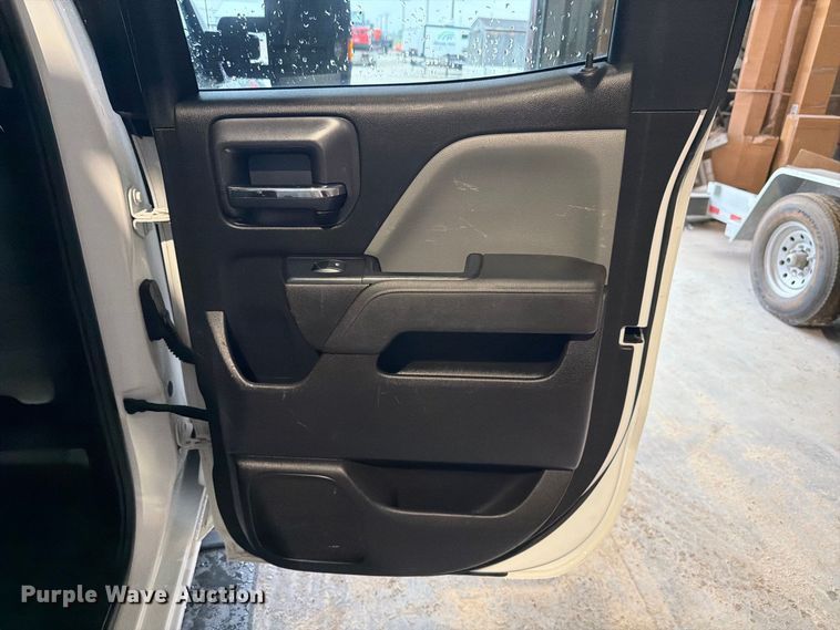 image for item EX4603 2019 Chevrolet Silverado 2500HD Ext. Cab utility bed pickup truck