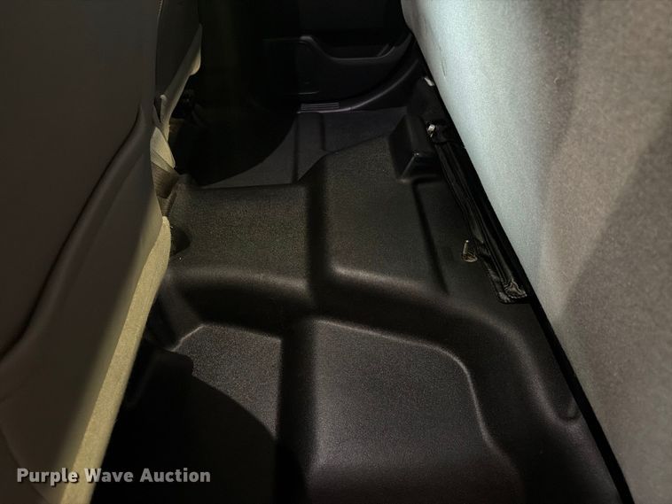 image for item EX4603 2019 Chevrolet Silverado 2500HD Ext. Cab utility bed pickup truck
